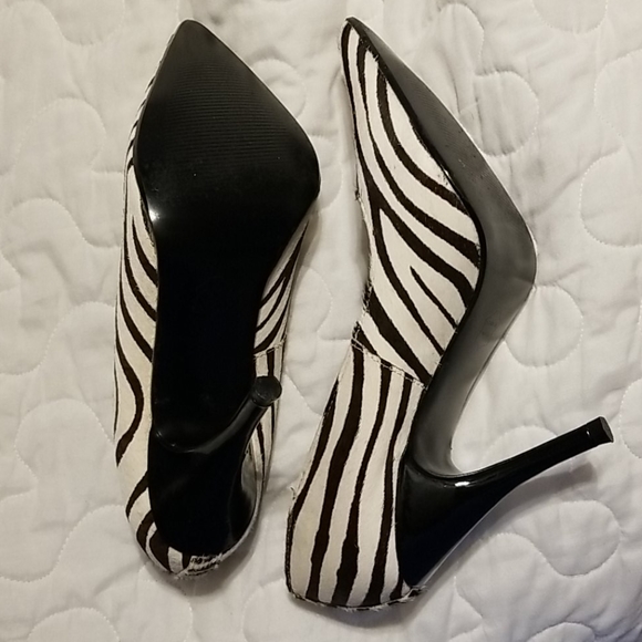Zebra Print Heels - Picture 4 of 5